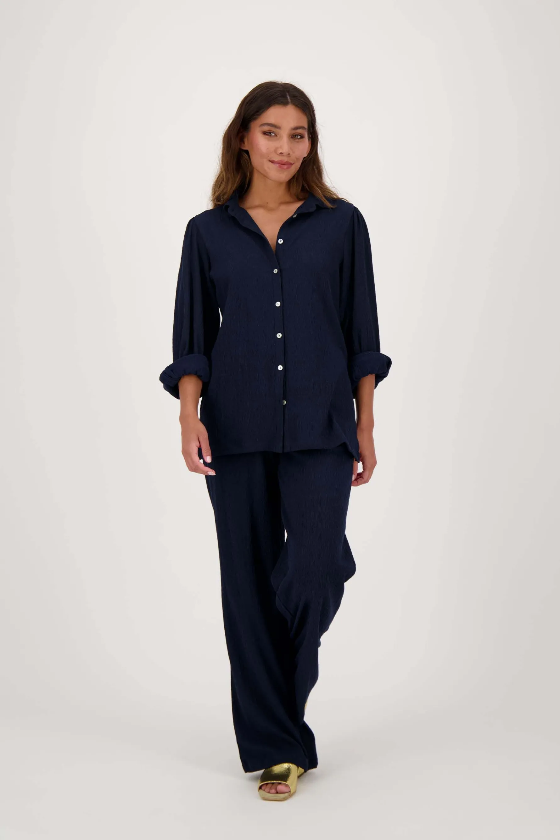 zusss blouse in crinkle stof donkerblauw