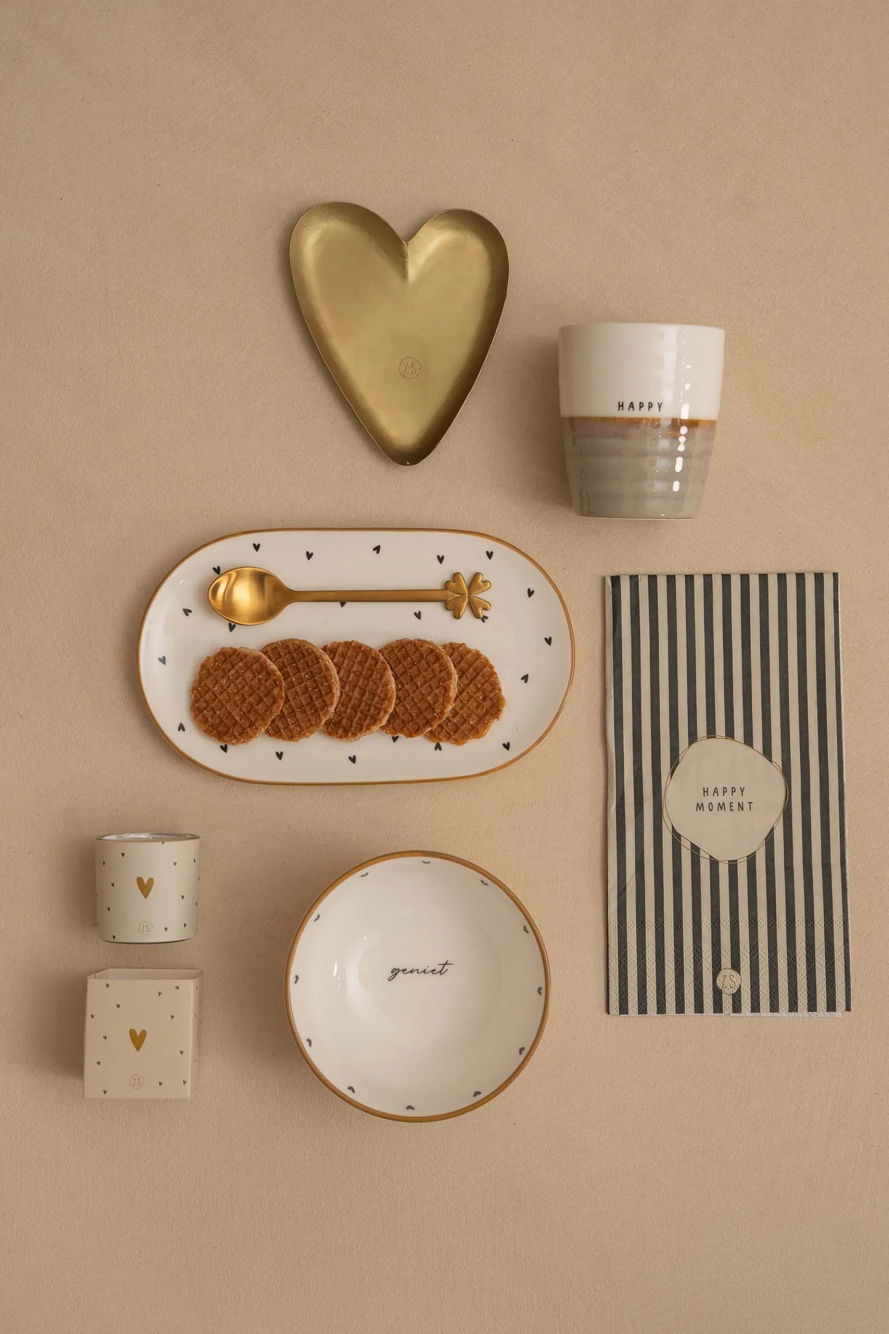 zusss koffiemok happy wit/zand