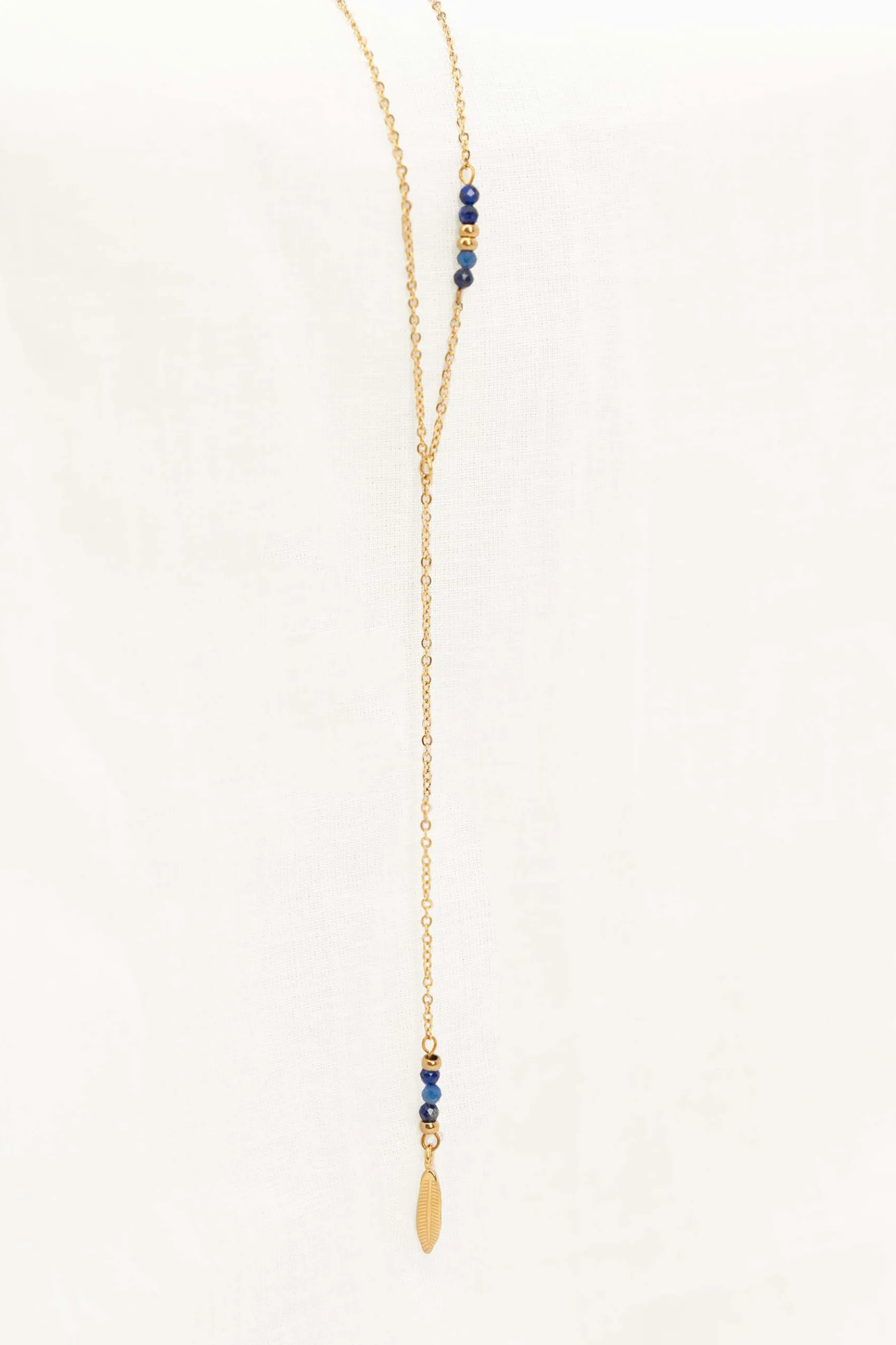 zusss lange ketting met veertje goud/kobalt