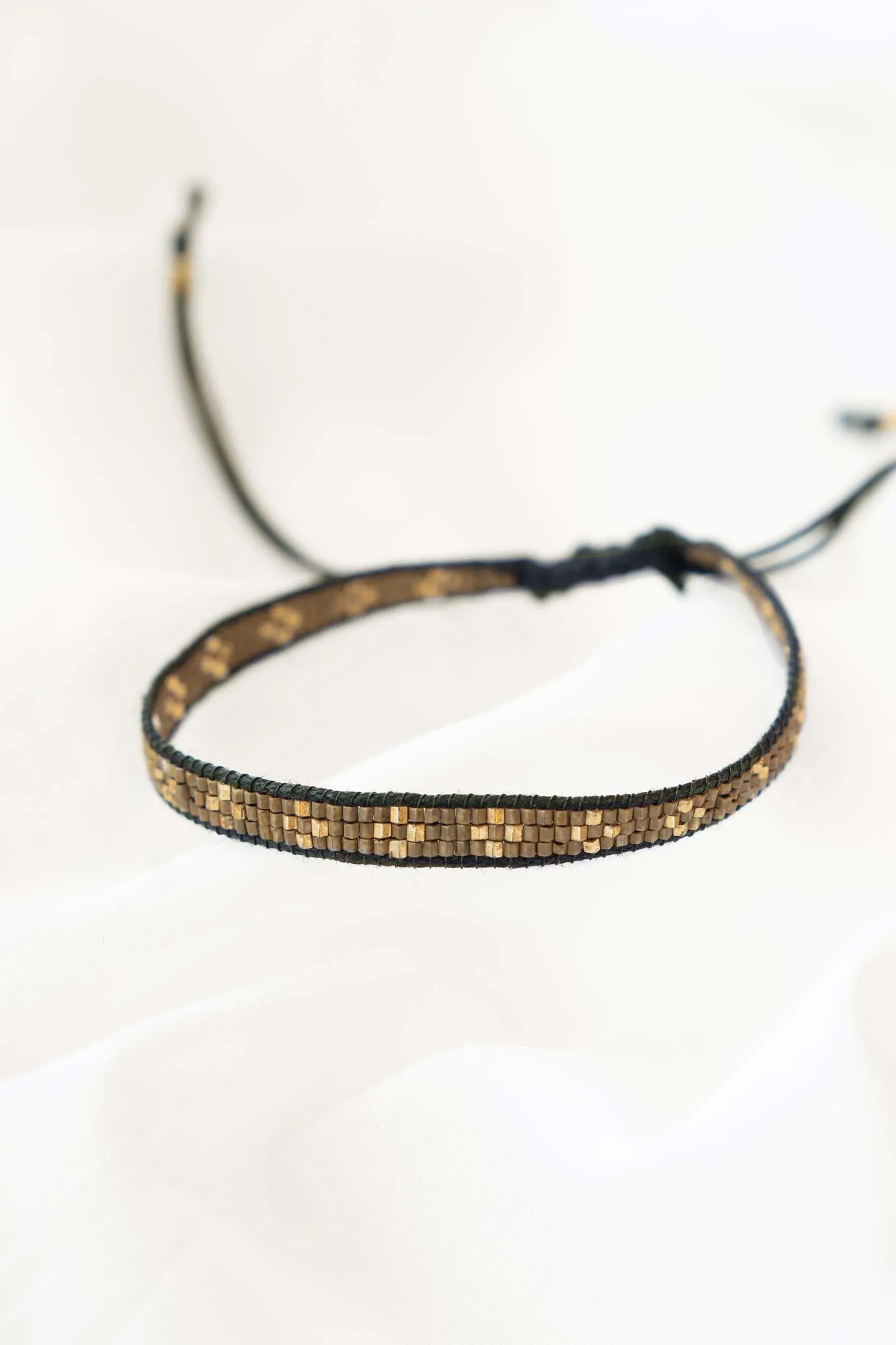 zusss miyuki armbandje bloemen mosgroen