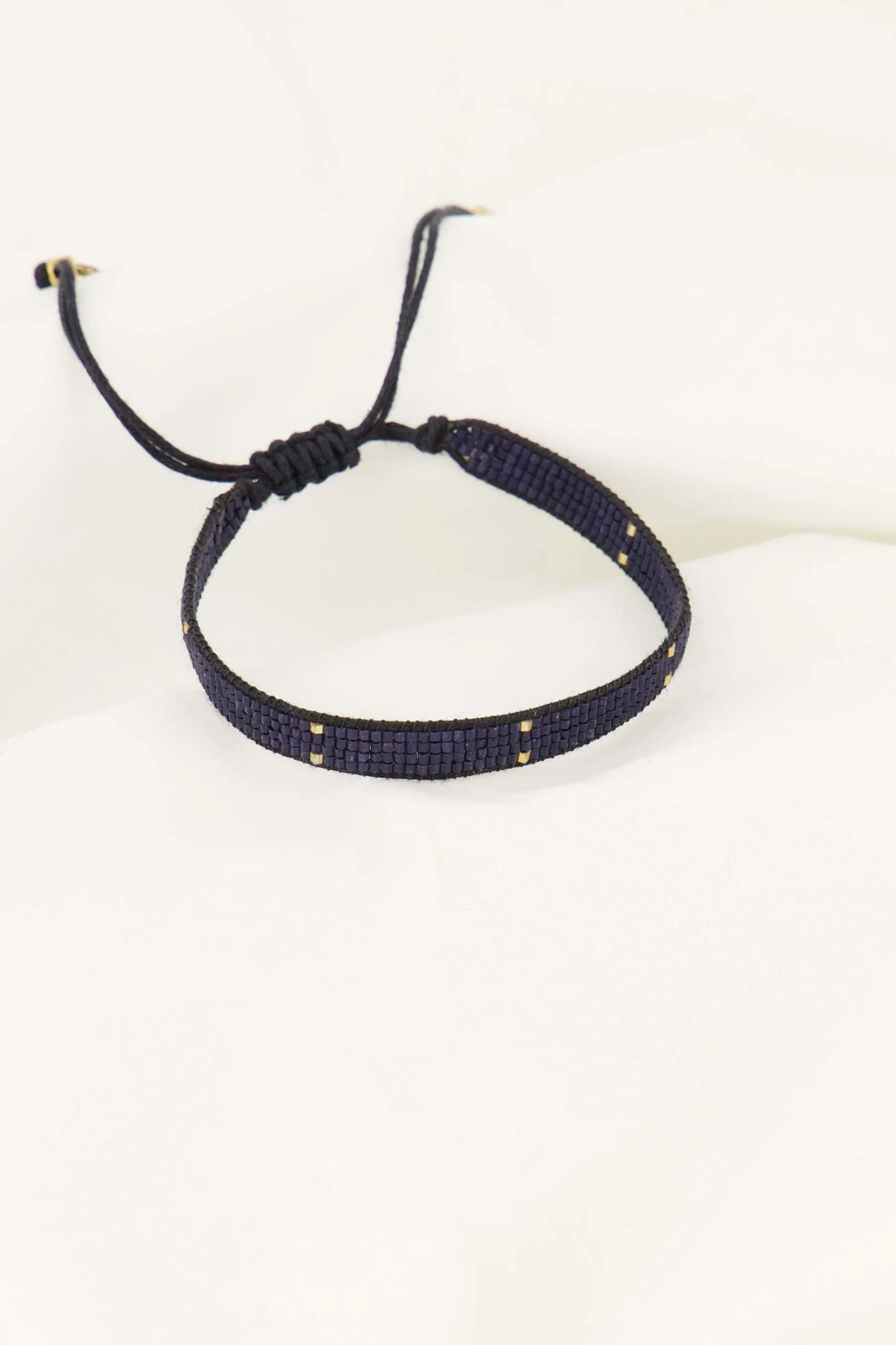 zusss miyuki armbandje stipje donkerblauw/goud