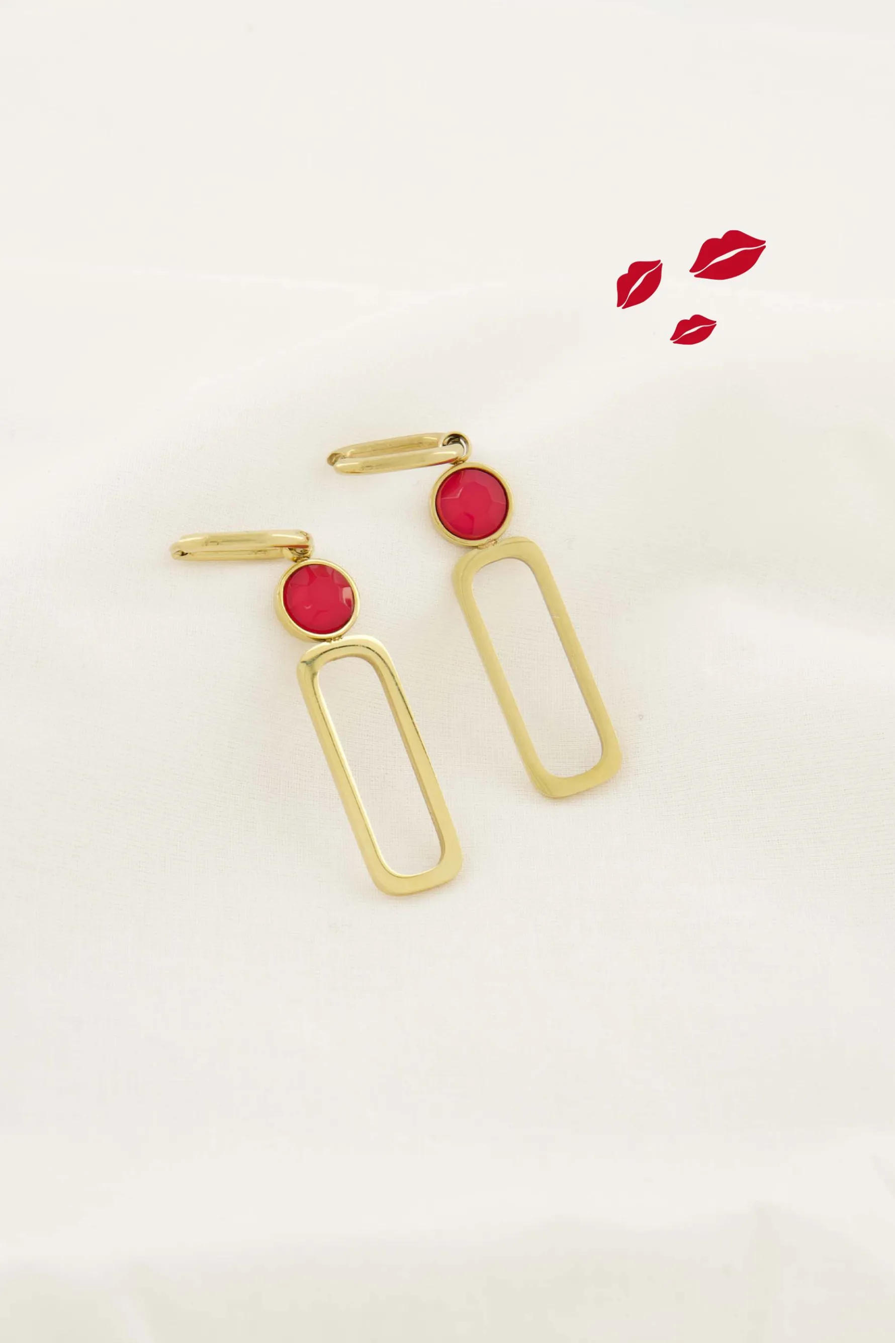 zusss oorbel met glassteen roze rood