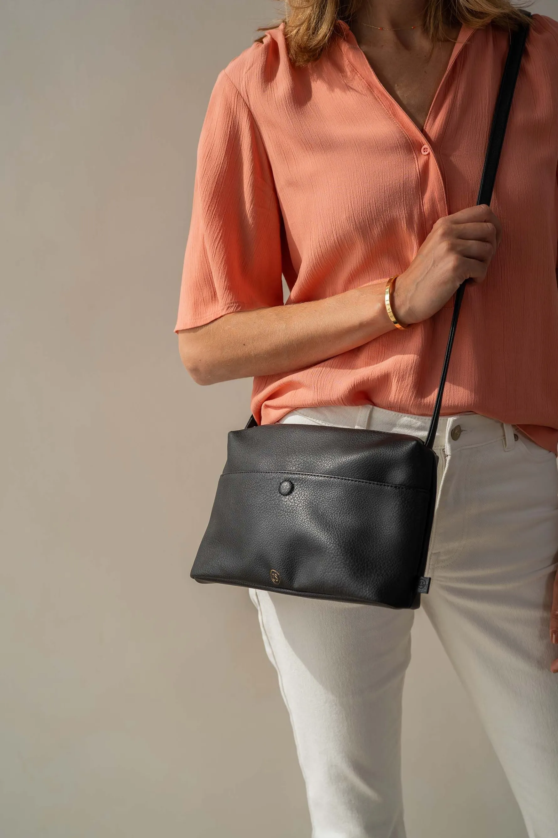 zusss schoudertas zwart