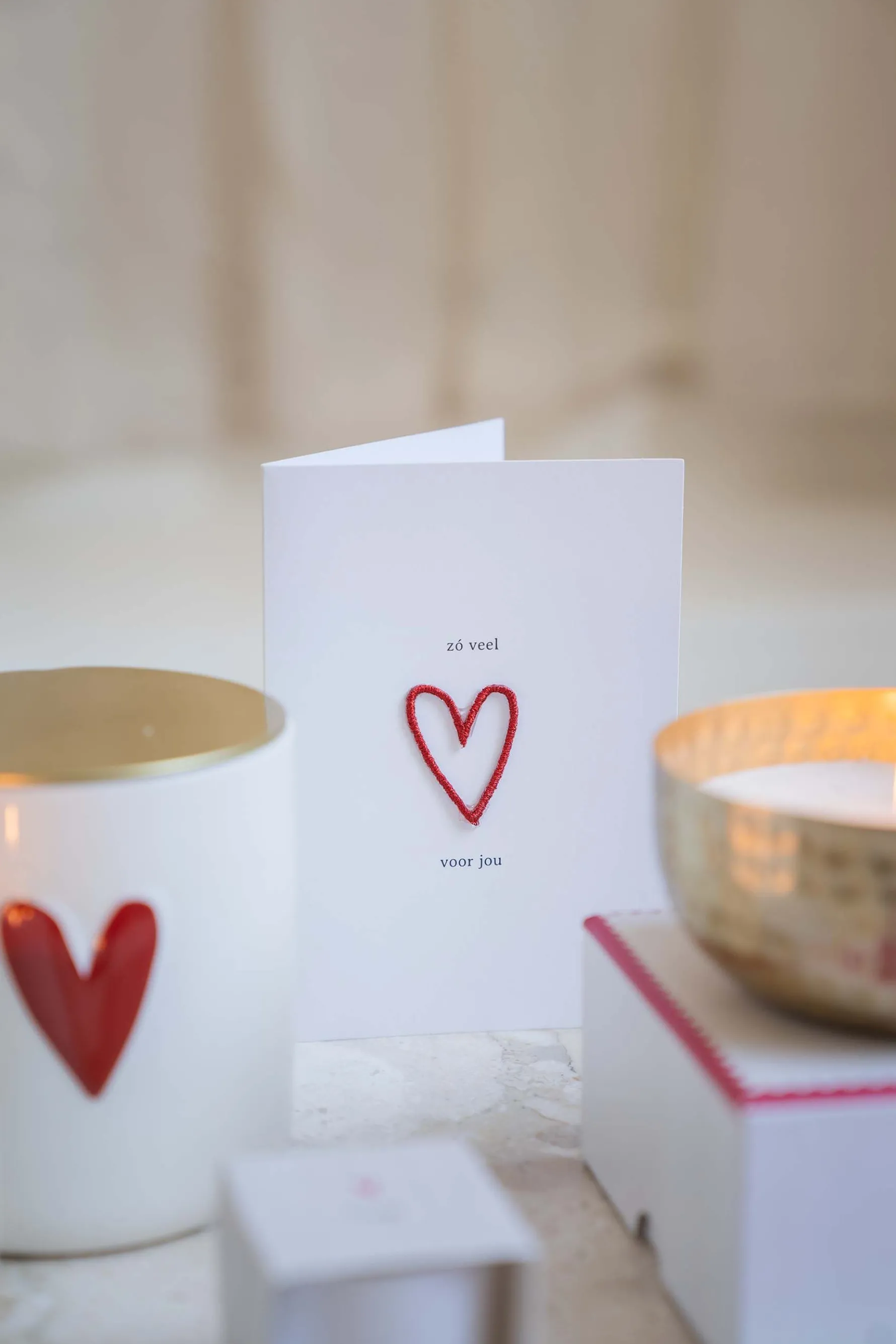 zusss wenskaart hartje strijkembleem wit/rood